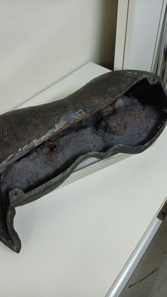 Escultura hierro moderna