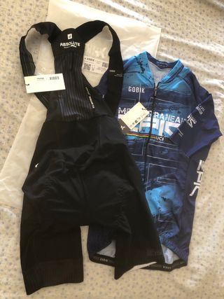 Culotte Absolute & maillot Gobik ciclismo