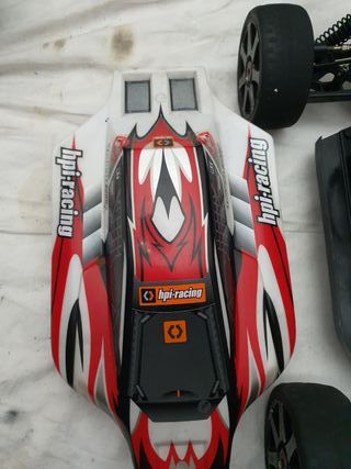 HPI Trophy 6s: Auto RC potente