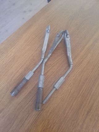 2 Tasselli espansione con gancio