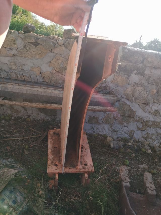 Ripley Retroexcavadora usada