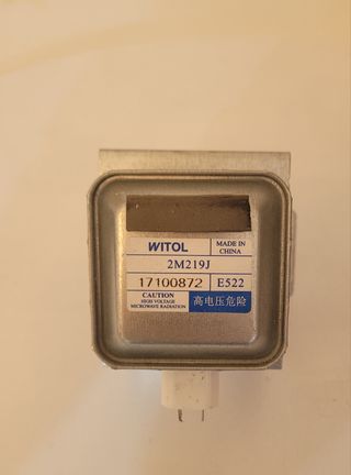 Magnetrones microondas.