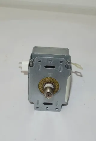 Magnetrones microondas