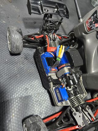 Traxxas Erevo 1/16: Completo