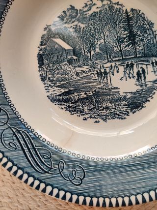 3 Platos Currier & Ives Royal, vintage