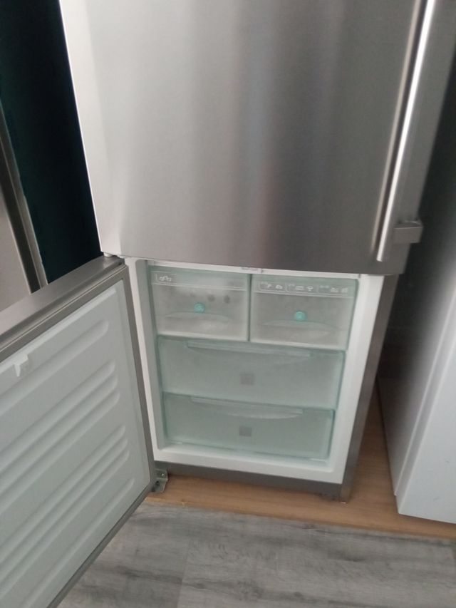 Nevera Liebherr 2m - 450€