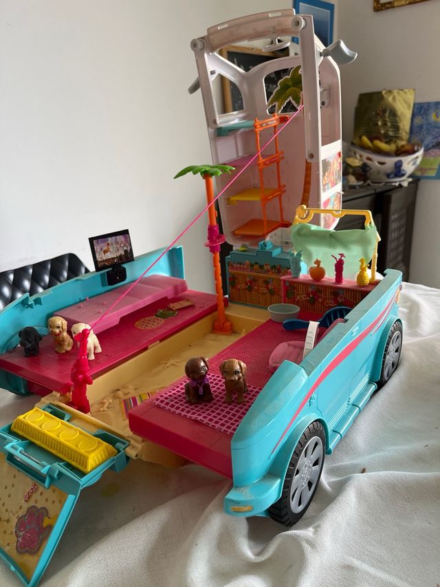 Barbie Camper Van Cuccioli