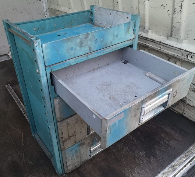 Armario metálico herramientas furgoneta