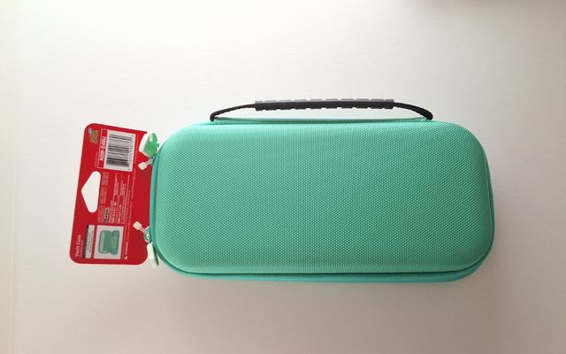 Funda Animal Crossing Nintendo Switch Hori