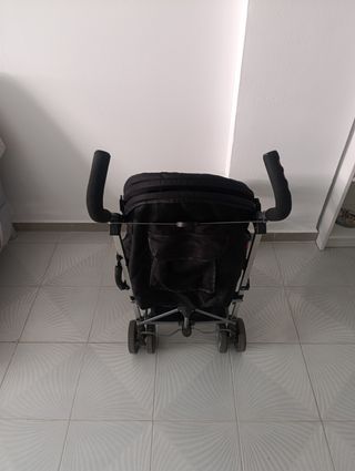Carrito bebé paseo ligero rojo
