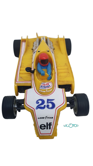 Coche Slot Scalextric Ligier JS-11 sin alerones