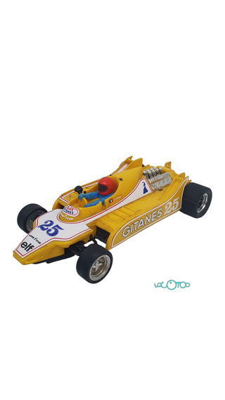 Coche Slot Scalextric Ligier JS-11 sin alerones
