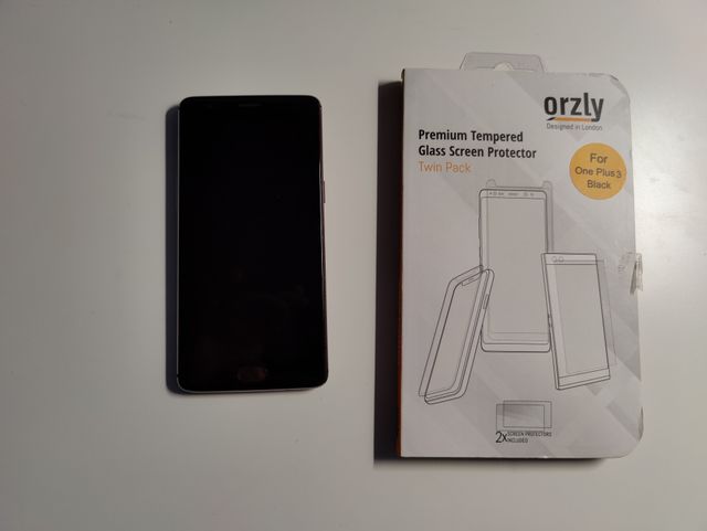 OnePlus 3T - 6GB RAM + 128GB