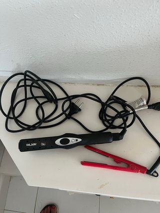 Piastre per capelli: da viaggio + taglia standard