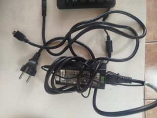 Monitor HP + Teclado y ratón Logitech