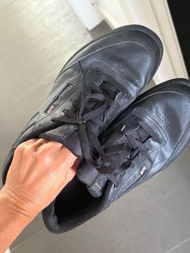 Zapatillas Reebok Classic negras de cuero