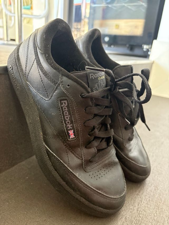 Zapatillas Reebok Classic negras de cuero