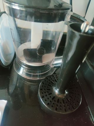 Taurus Bapi 1200 Premium: Batidora y picadora.
