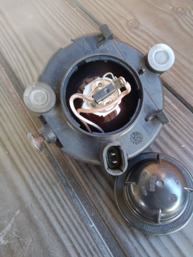 Faro antiniebla coche halogeno