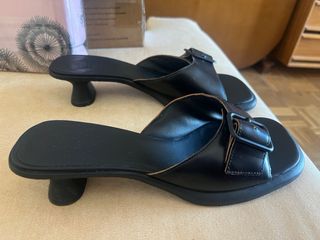 Sandalias Camper negras tacón bajo