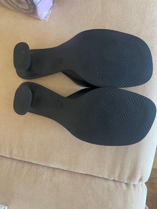Sandalias Camper negras tacón bajo