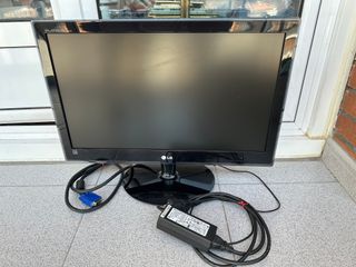 Pantalla para ordenador.55x35cm.