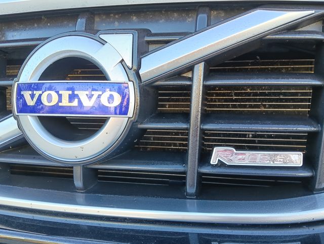 Volvo XC60 2.0 D4 RDesign