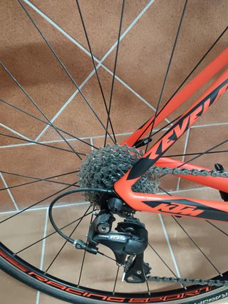 Bicicleta Carretera KTM Revelator
