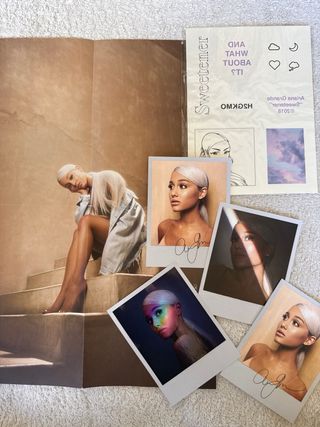 Ariana Grande Sweetener - CD Box