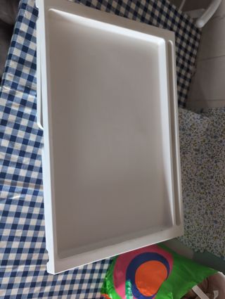 Mesa plegable blanca plástico