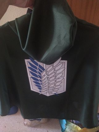 Capa AOT - Ataque a los Titanes