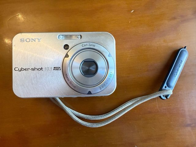 Sony Cyber-shot DSC-T21 cámara digital