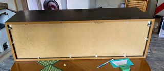 Vitrina madera gris oscuro con cristal