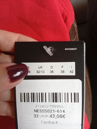 Bañador deportivo mujer Nike rojo talla S - Nuevo