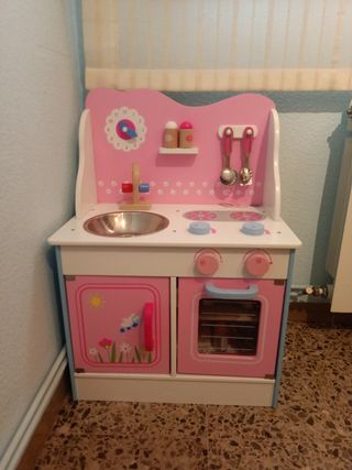 Cocinita madera infantil rosa
