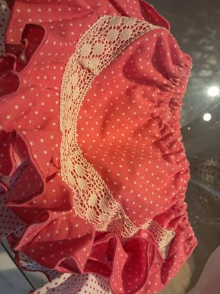 Vestido Flamenca niña coral y beige con encajes