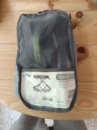 Arnés Petzl Corax Talla 2