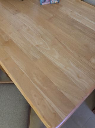 Mesa comedor y 4 sillas