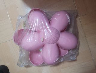 Lámpara infantil flor rosa IKEA
