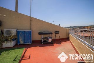 Piso en venta en Ca n'Aurell en Terrassa