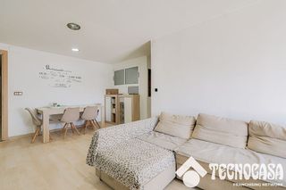 Piso en venta en Ca n'Aurell en Terrassa
