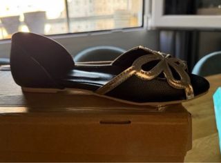 conjunto de bailarinas y sandalias