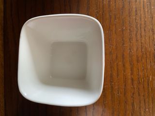 4 Cuencos porcelana blancos con formas asimétricas