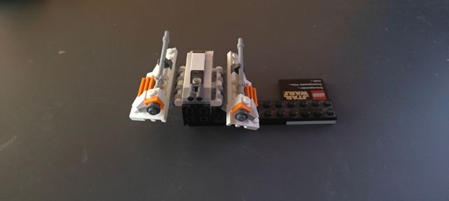 LEGO Star Wars Snowspeeder 75009