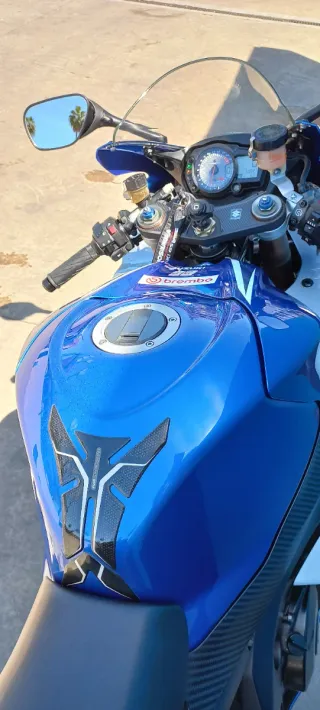 Suzuki GSXR 1000 K8