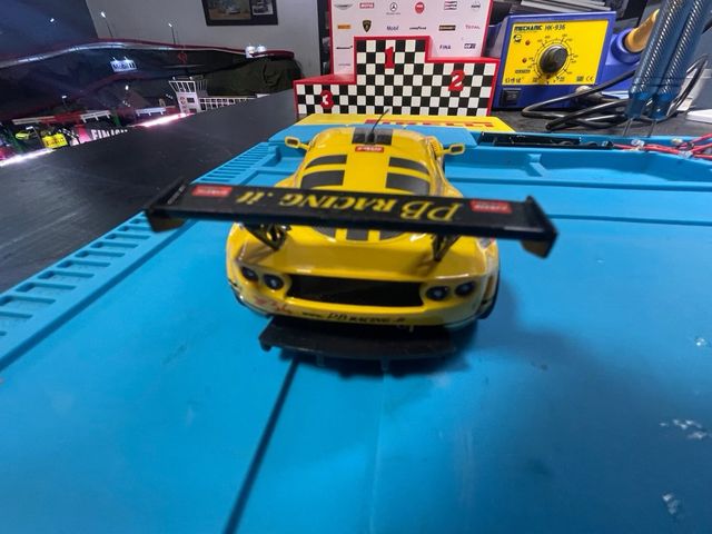 Coche Scalextric Lotus marca Ninco