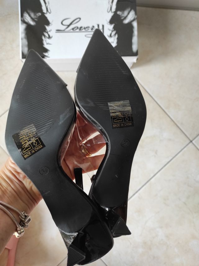 Scarpe tacco nero trasparenti