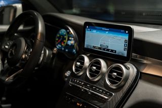 Mercedes-Benz GLC 220d AMG  2021