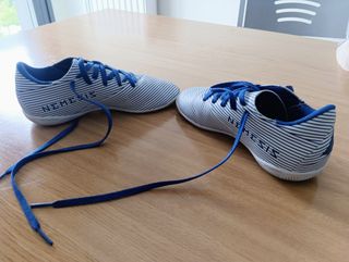 Zapatillas Adidas Messi  n°32 Fútbol Sala niño 
