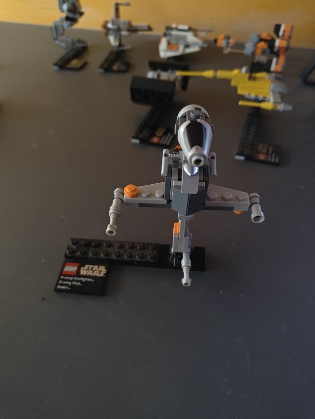 Lego Star Wars B-wing 75010